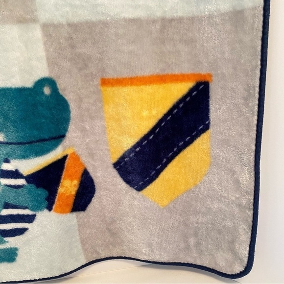 Bedtime Originals Sparky The Dragon Fleece Blanket And Matching Crib Sheet - Picture 6 of 11